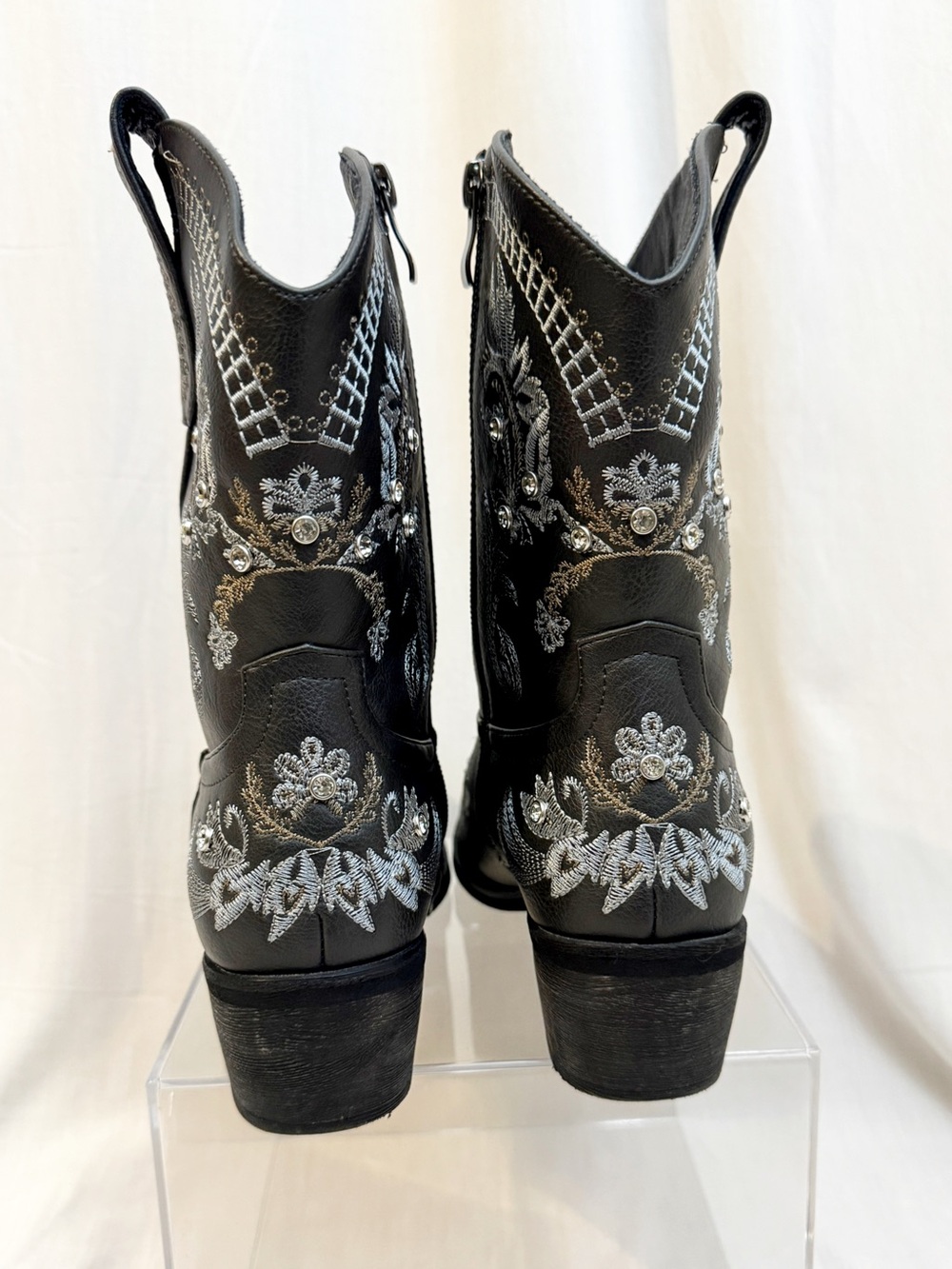 Women’s Charcoal Embroidered Rhinestone Western Cowboy Boots Size 9 - Picture 2 of 6